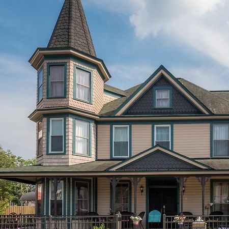 Dennison Street Inn, B&B Colonial Beach Eksteriør billede